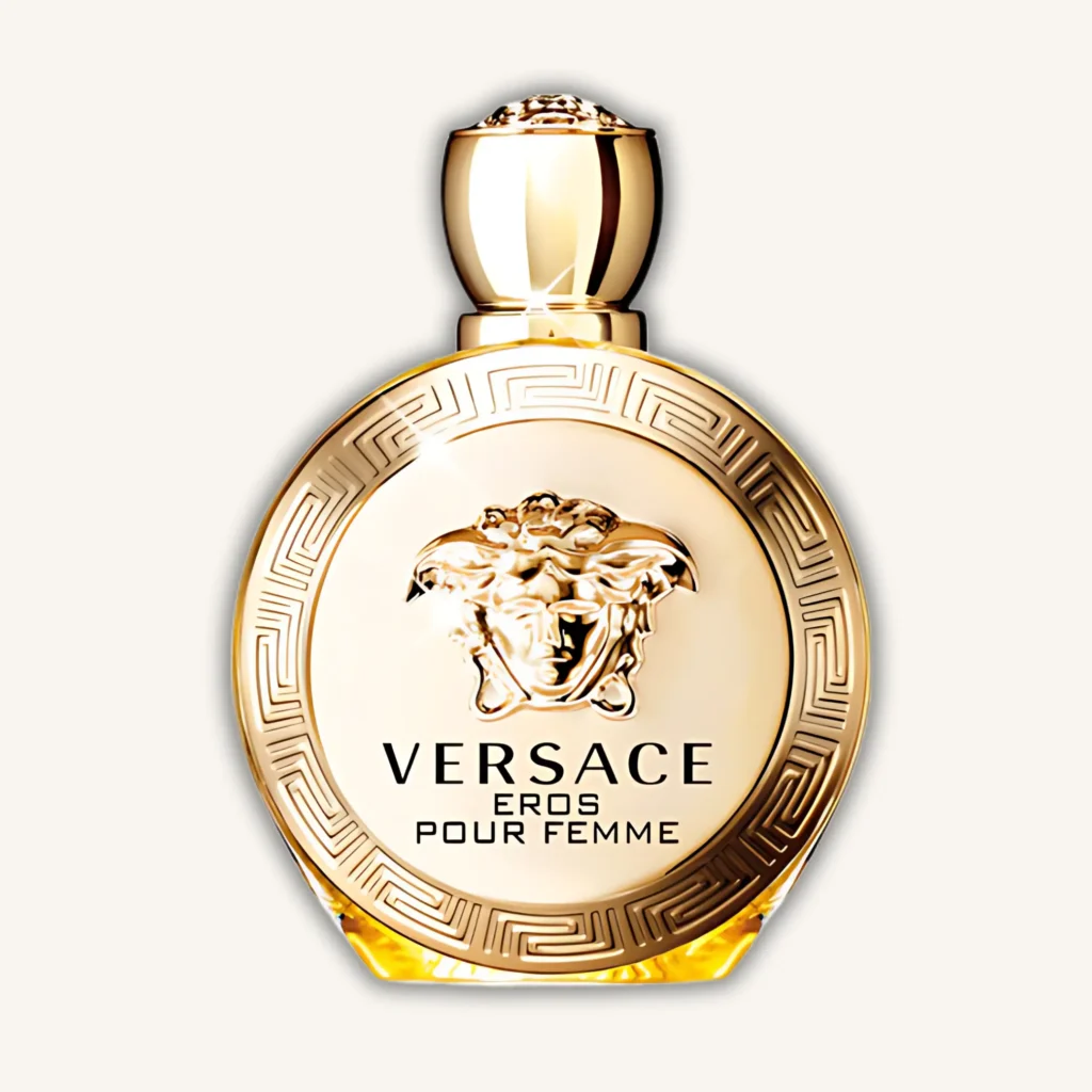 Frasco dorado de Versace Eros Pour Femme con diseño lujoso y logo de Medusa, fragancia femenina cítrica y floral.